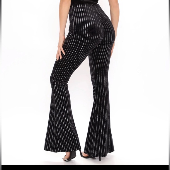 Flare pants in black - fashionova - Picture 3 of 7